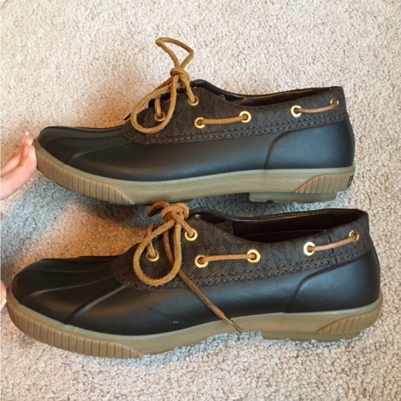 Michael Kors brown monogram ankle duck boots
Women’s size 10 - Picture 7 of 10